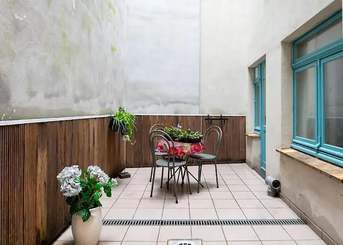 Holiday home Spacious 7-bed House In *