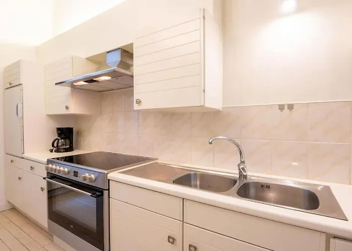 Spacious 7-bed House In Ostend