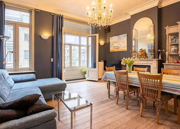 Spacious 7-bed House In