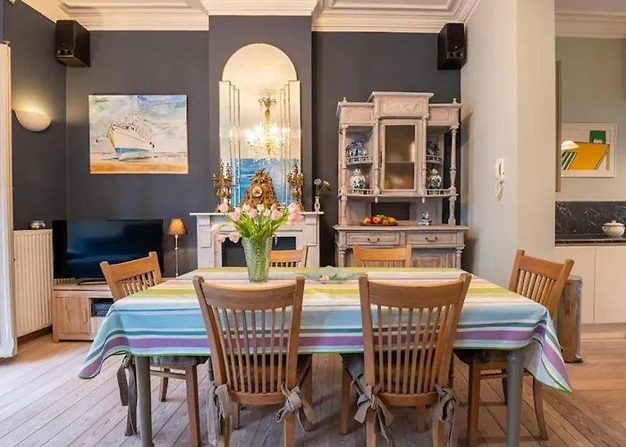 Spacious 7-bed House In * Ostend