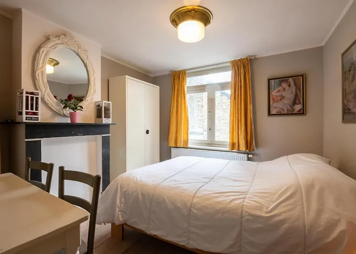 Spacious 7-bed House In *