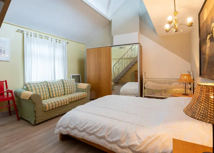 Spacious 7-bed House In * Ostend