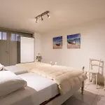 Spacious 7-bed House In Сasa de vacaciones *