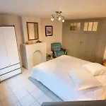 Spacious 7-bed House In * Ostende