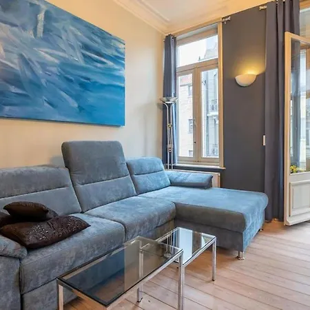 Spacious 7-bed House In Holiday home Ostend