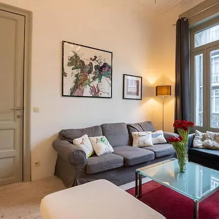 Spacious 7-bed House In Сasa de vacaciones Ostende