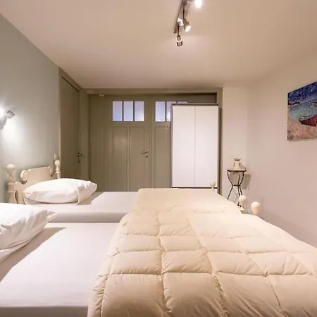 Spacious 7-bed House In * Ostend