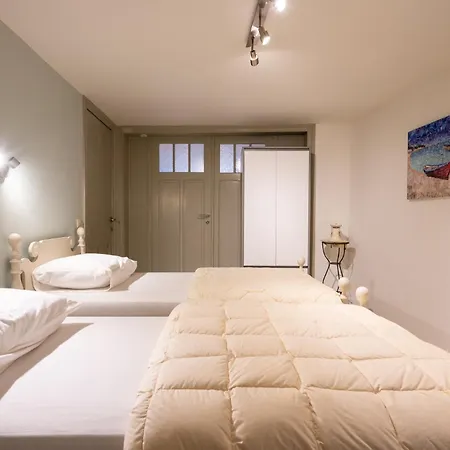 بيت للعطل Spacious 7-bed House In *