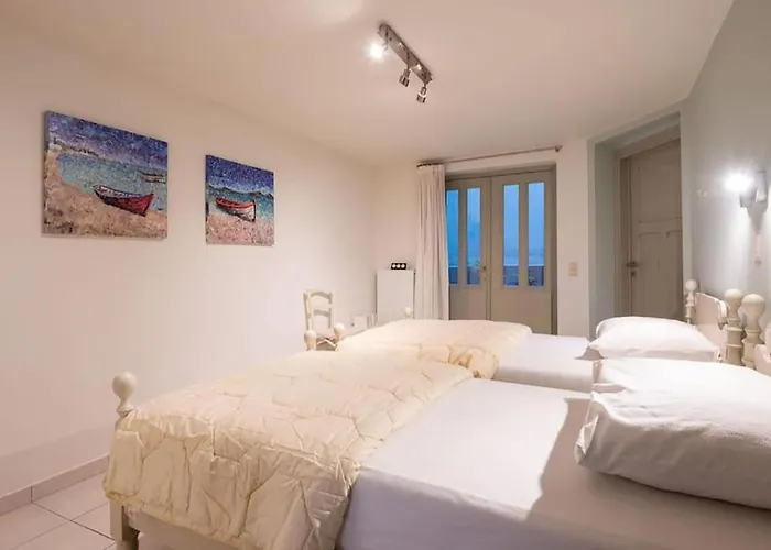 בית נופש Spacious 7-bed House In