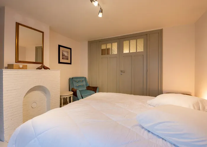 Spacious 7-bed House In * אוסטנדה