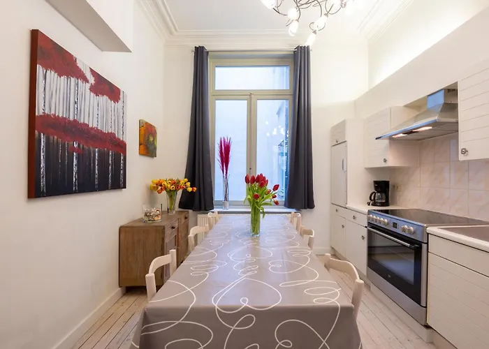 Spacious 7-bed House In בית נופש אוסטנדה