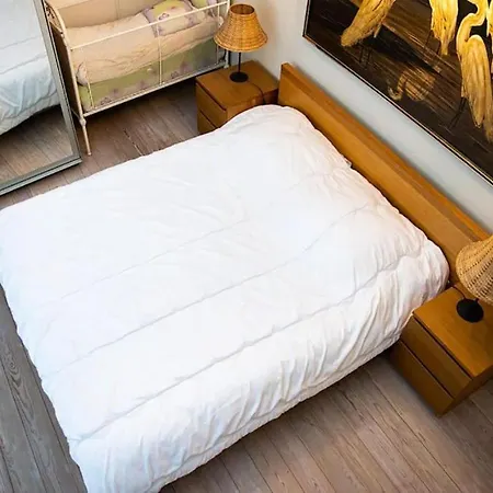 Дом отдыха Spacious 7-bed House In Остенде