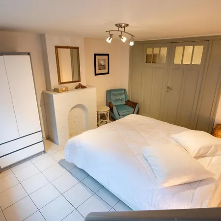 Spacious 7-bed House In * Ostend