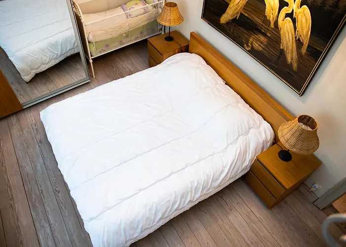 Vakantiehuis Spacious 7-bed House In Oostende