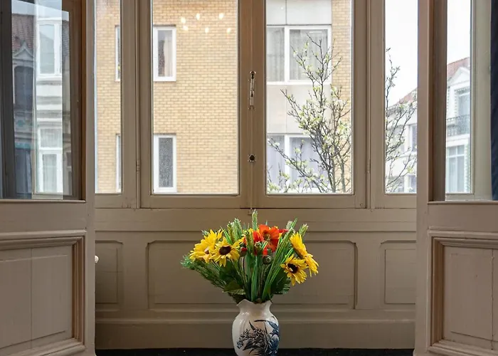 Vakantiehuis Spacious 7-bed House In